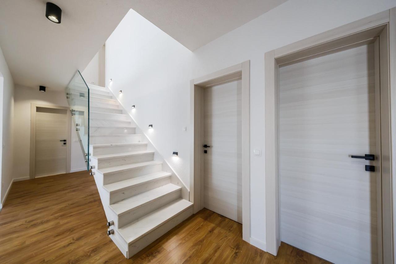 Villa Luka Kaštela Esterno foto