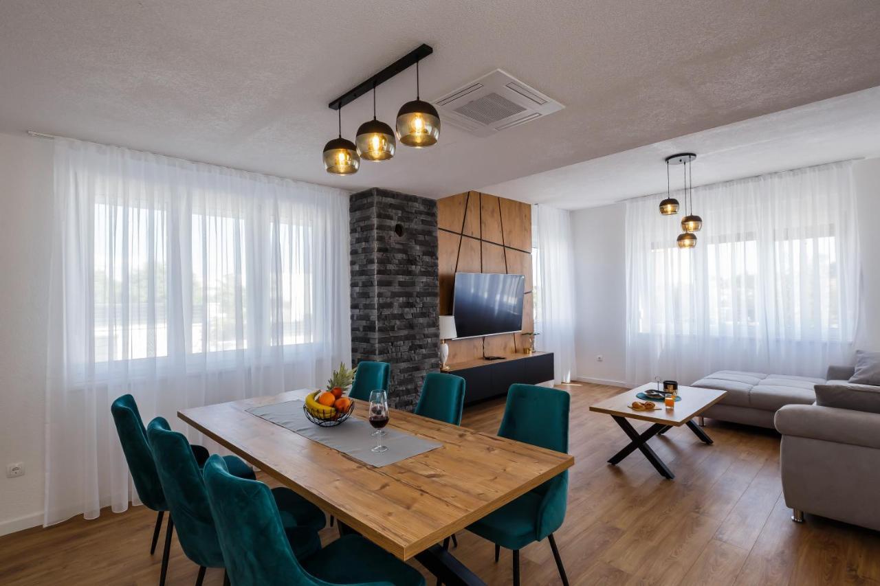 Villa Luka Kaštela Esterno foto